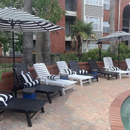 Spacious 2Br&2Ba Med Center Apt, Free Parking&Shuttle Houston Ngoại thất bức ảnh